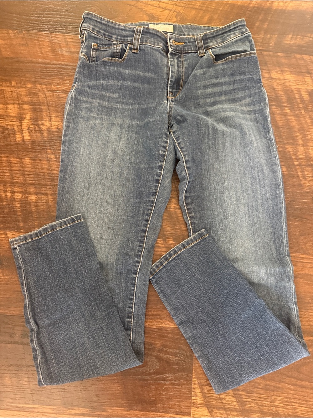 Banana Republic Women's Faded Blue Skinny Jeans